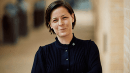 Chloe Dalton wins the 2025 Wainwright Prize for Raising Hare